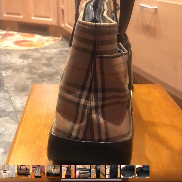COPY - 🔥 100% Authentic 🔥  Burberry Handbag (COA) - Picture 7 of 10